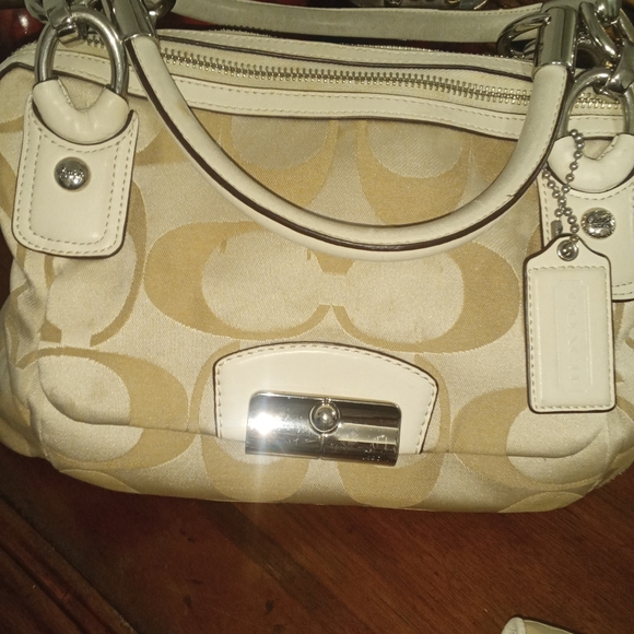 Coach Cream Satchel with Signature Design - Picture 2 of 14